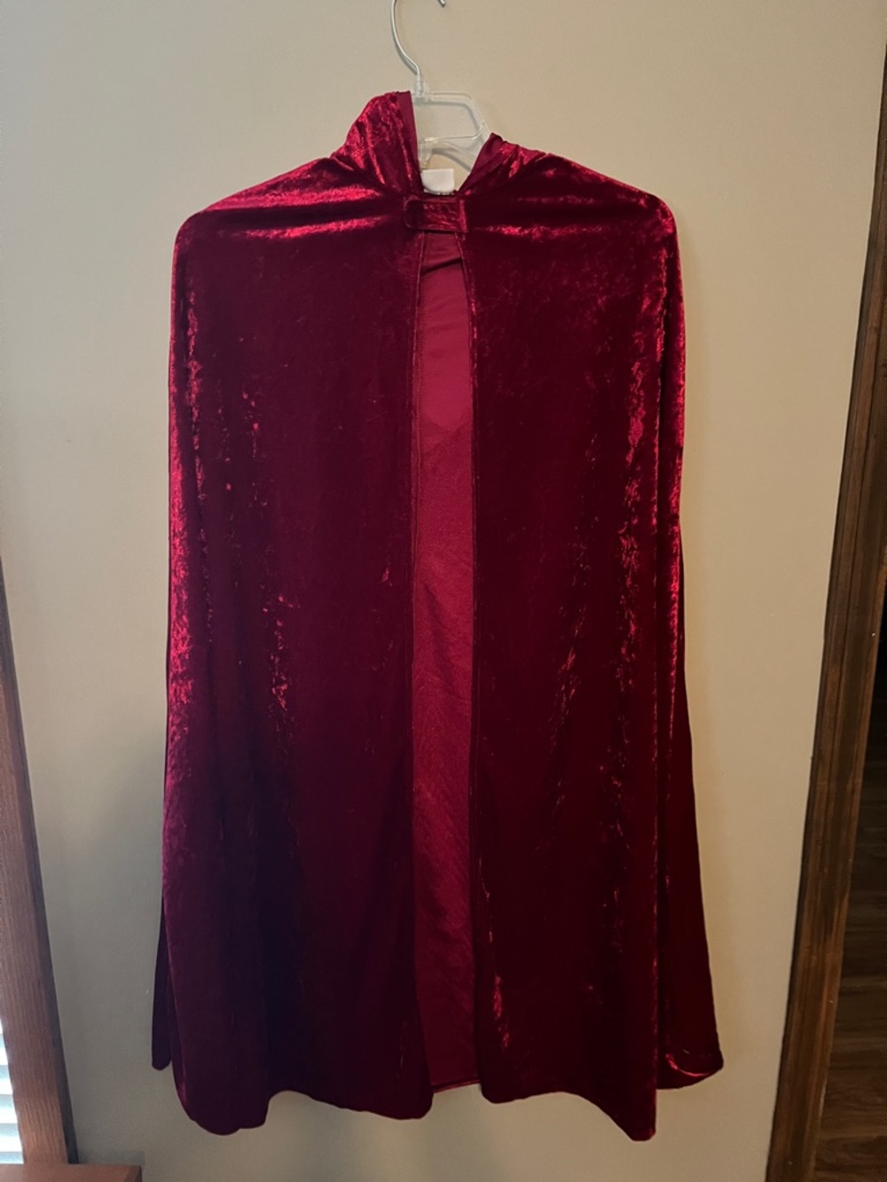 Spirit Velvet Cape in Deep Red